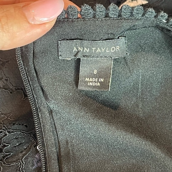 Ann Taylor Floral Embroidered Lace Sheath Dress, Blue, Size US 8 - Picture 13 of 16